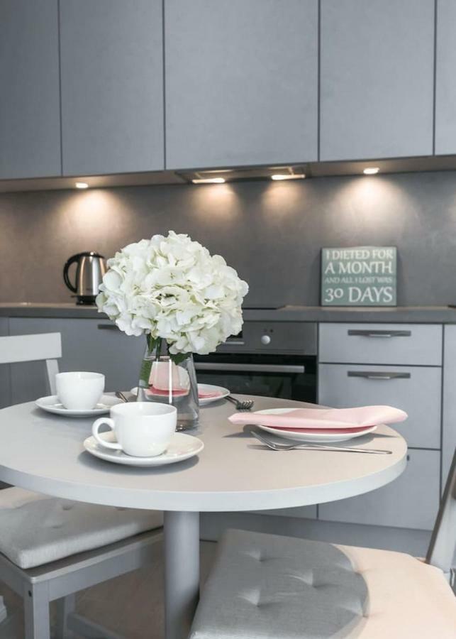 Kalamehe Modern Apartment 2 Near City Center Pärnu Extérieur photo